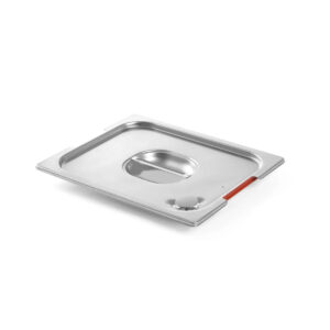 Veko GN 1/2 Hendi 804322 z nerezu 18/10 so silikónovým tesnením a výrezom na rukoväte. Stohovateľné, teplotný rozsah -40 až 300 °C.️