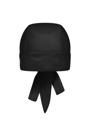 Šatka Essential, čierna Šatka Essential, čierna je vyrobená z mimoriadnej ľahkej tkaniny, ktorá zvyšuje komfort pri jej každodennom nosení.