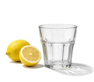 Pohár na vodu - 280 ml je štýlovou voľbou na servírovanie vody, džúsov, limonád a iných studených nápojov v gastro prevádzkach aj domácnostiach.️