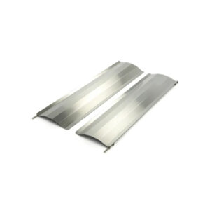 Sada bočních krytů Maxima pro 4 hořáky Doner Kebab z nerezové oceli. Praktické příslušenství pro kebab grily Maxima.