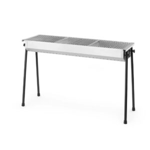 Gril na dřevěné uhlí Hendi Resto 1145x380x770 mm se 3 rošty a odnímatelnými nohami pro snadné skladování. Vhodný pro venkovní použití.