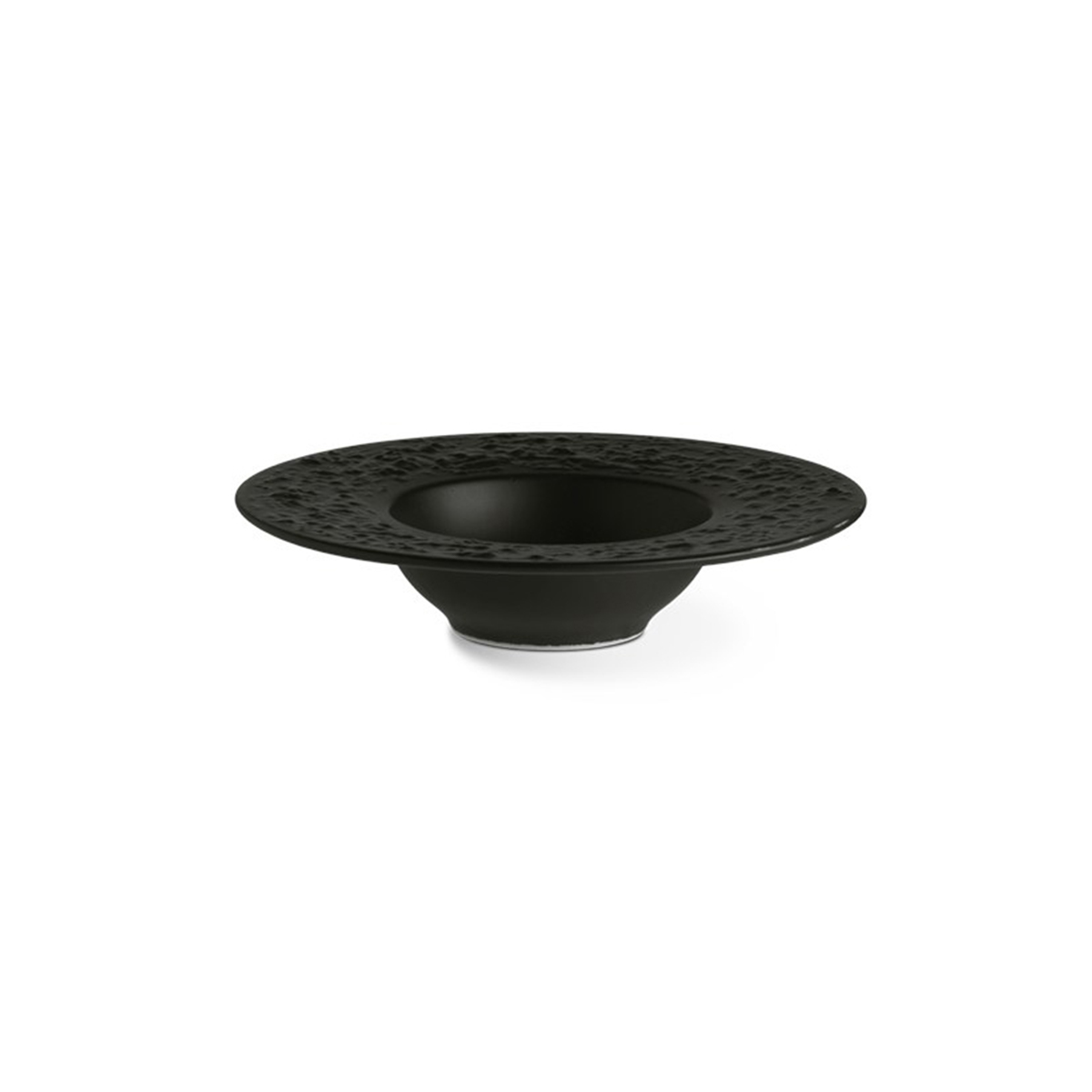 Hluboký talíř Stone Ø 18 cm v černé barvě z odolného porcelánu. Elegantní talíř na polévky, rizoto i těstoviny do gastro provozů i domácností.