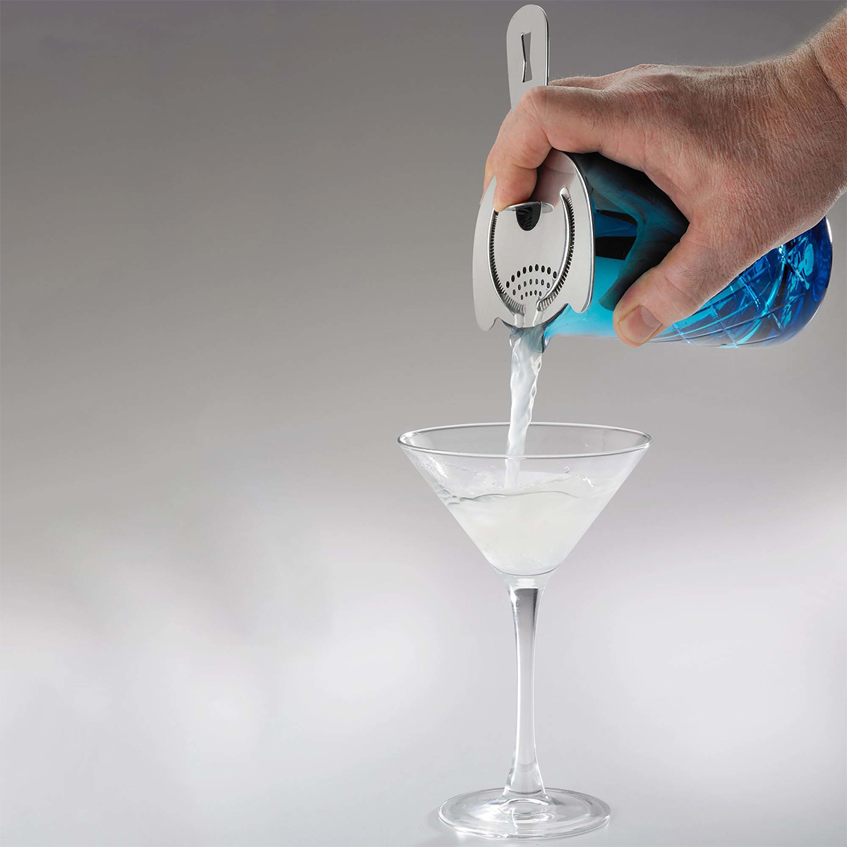 Modrá skleněná barmanská sklenice BarFly 500 ml s výlevkou a diamantovým vzorem.